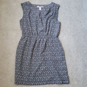 Cute black and white patterned dress